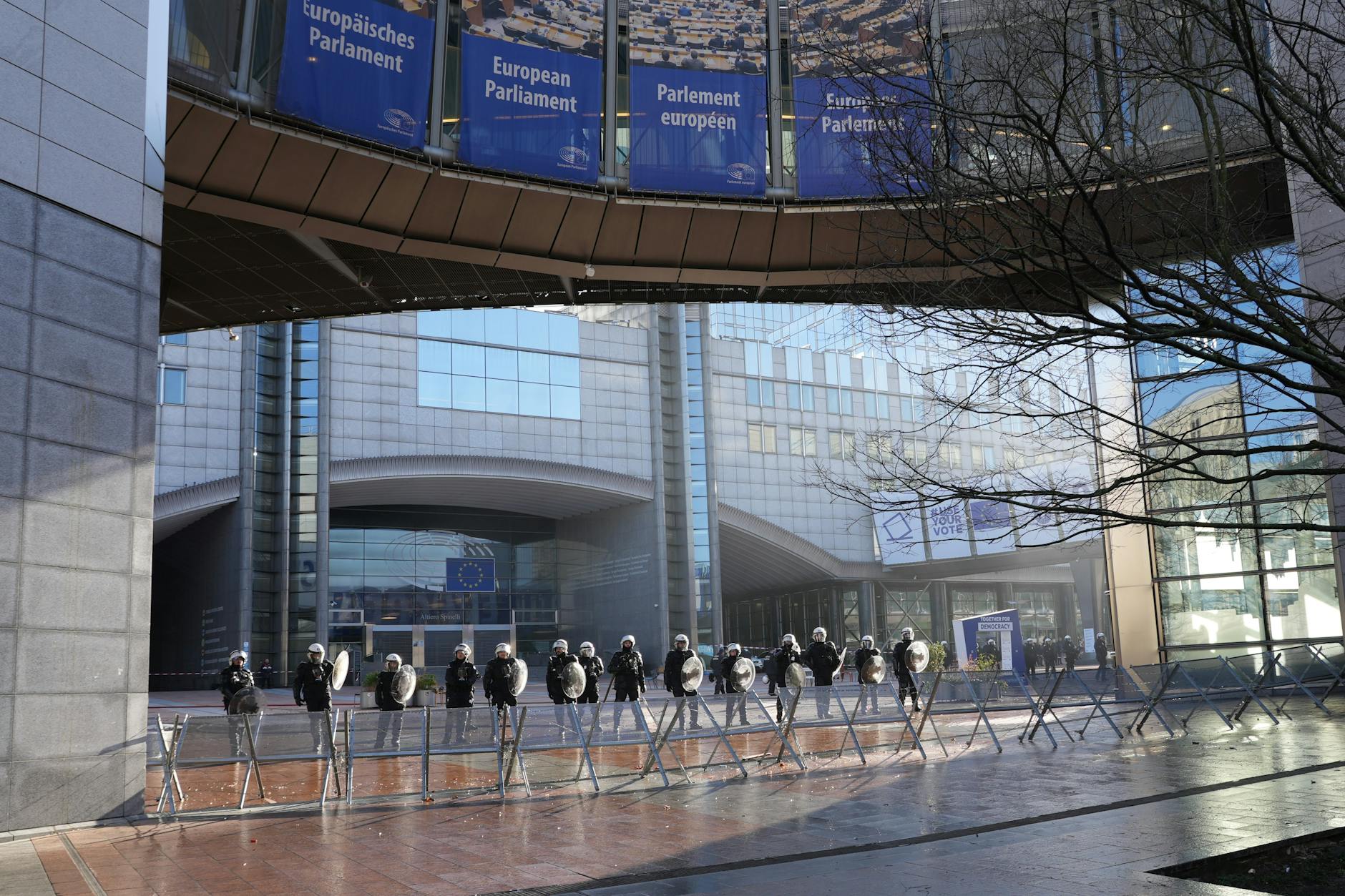 European Parliament building representing EEA regulatory framework